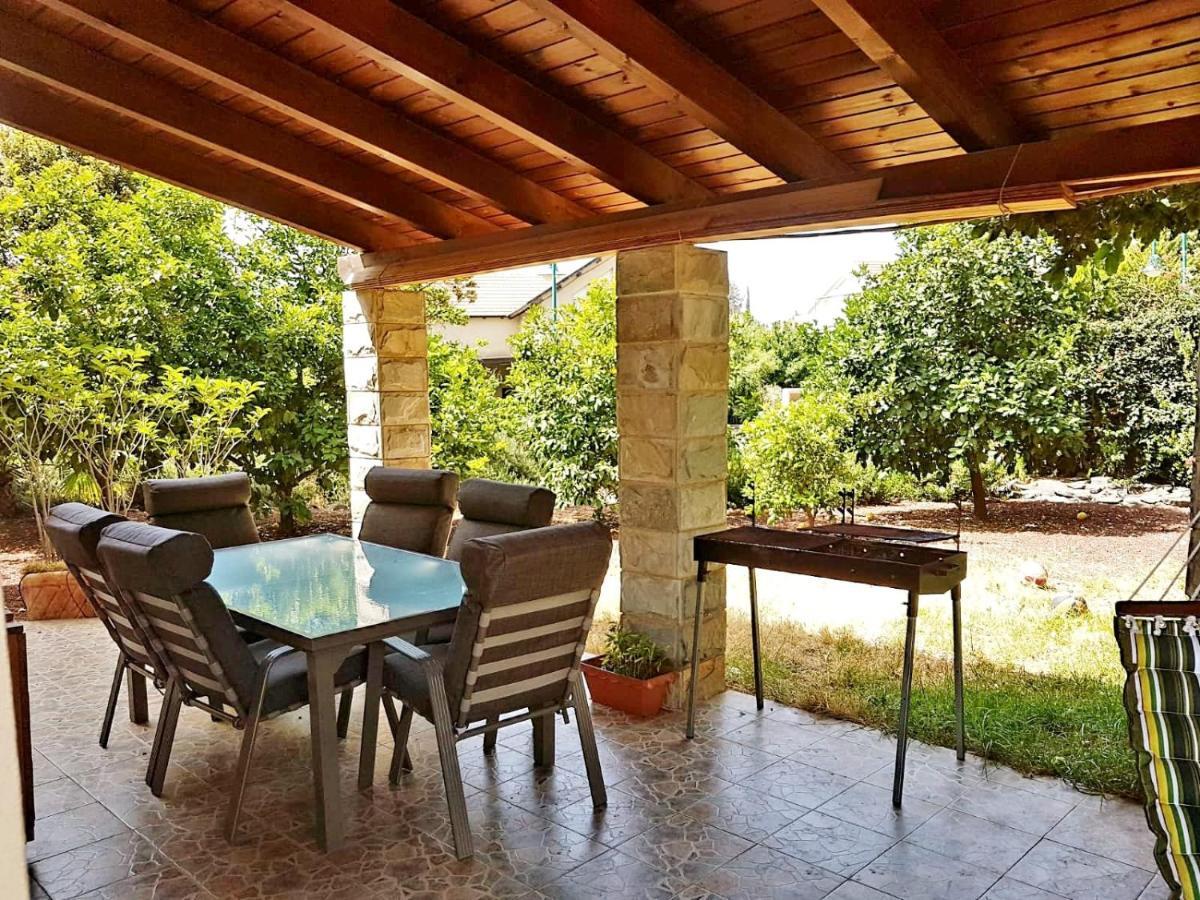 Huge & Private Villa In Kibbutz ダフナ エクステリア 写真